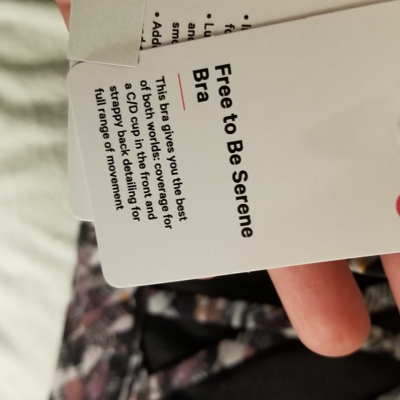 NWT lululemon free to be serene bra, size 10 - Picture 3 of 4